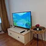 Old Town Sunny Bee Apartment Prime Location